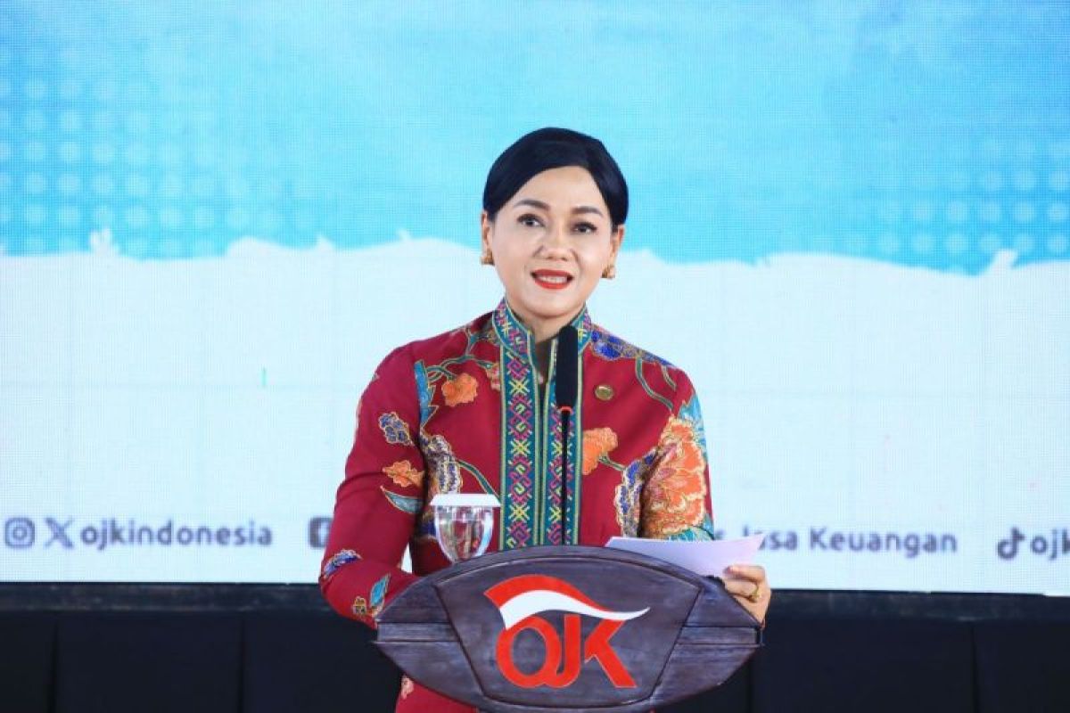 Friderica Widyasari Dewi sebagai Anggota Dewan Komisioner Pengganti Ketua dan Wakil Ketua OJK. Antara