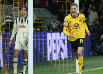 Gelandang Borussia Dortmund, Maximilian Beier (14)