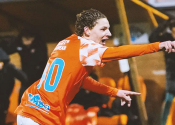 Gelandang FC Volendam, Robin van Cruijsen,