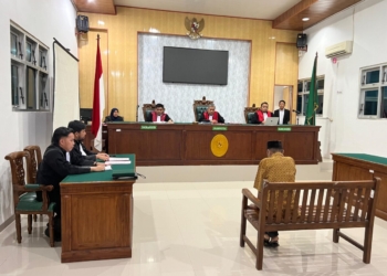 Kejaksaan Negeri (Kejari) Lampung Tengah menggelar sidang Nasirun Bin Senen (57) terdakwa kasus penipuan modus penggandaan uang. Dok