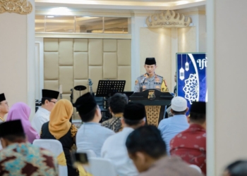 Kapolda Lampung Irjen Pol. Helfi Assegaf menyampaikan arahan saat silaturahmi di Markas Kepolisian Daerah Lampung, Lampung Selatan, Selasa (24/2/2026). Dok. ADPIM Lampung