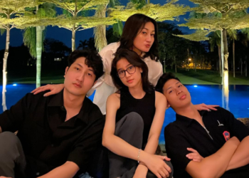 Keisya Levronka dan keluarga