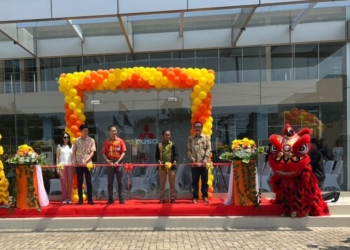 PT Krama Yudha Tiga Berlian Motors. Distributor resmi kendaraan niaga Mitsubishi Fuso Truck dan Bus Corporation di Indonesia itu meresmikan relokasi diler PT Lautan Berlian Utama Motor di Bandar Lampung.