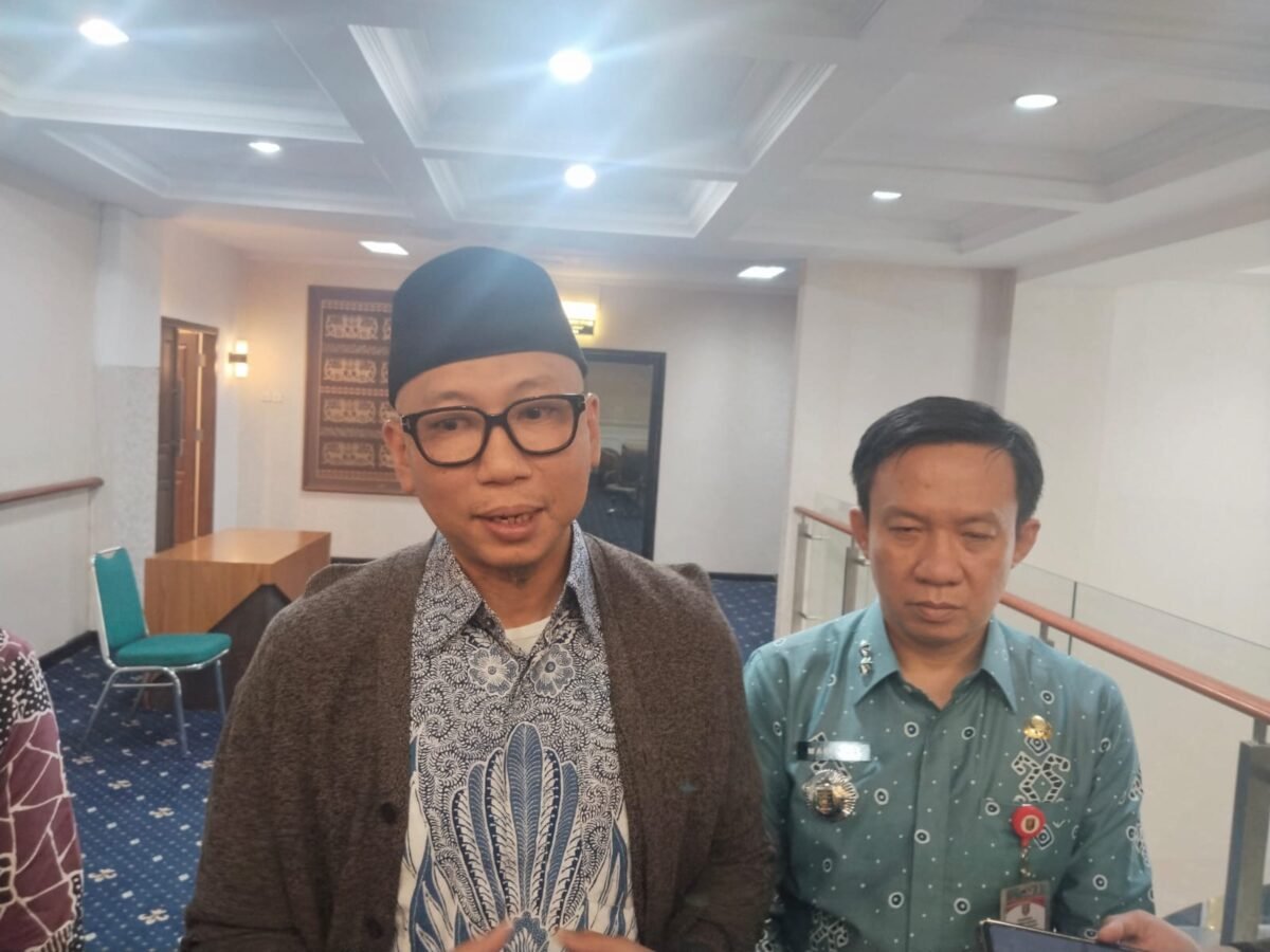 Rahmat Mirzani Djausal