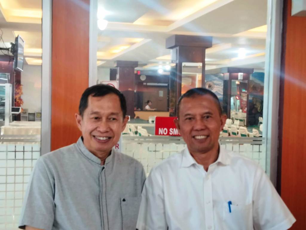 Wakil Ketua Hiswana Migas Lampung Bidang Elpiji, Dwi Prayono (kanan)