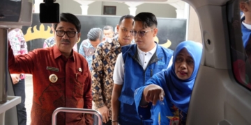 Pemkab Lampung Utara Terima CSR PT SMI, Ambulans Baru Perkuat Puskesmas Mider