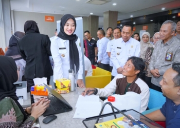 Wakil Gubernur Lampung, Jihan Nurlela meresmikan Pusat Pelayanan Publik Provinsi (P4) Lampung yang berlokasi di Kantor Dinas Penanaman Modal dan Pelayanan Terpadu Satu Pintu (DPMPTSP). Dok ADPIM