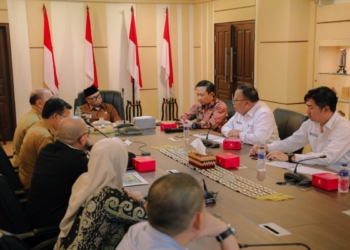 Asisten II Pemprov Lampung Mulyadi Irsan paparkan data surplus padi 3,5 juta ton sebagai daya tarik investasi industri benih nasional bagi PT SHS.