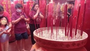 Ribuan Lampion Sambut Perayaan Imlek