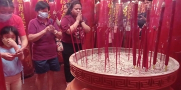 Perayaan Malam Tahun Baru Imlek di Vihara Thay Hin Bio Berlangsung Khidmat