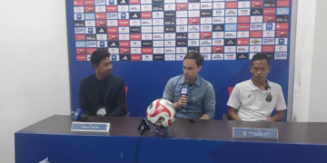 konpers Pelatih Bhayangkara FC, Paul Munster