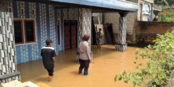 300 Rumah Warga Terdampak Banjir di Lampura