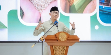 Gubernur Provinsi Lampung, Rahmat Mirzani Djausal memberikan arahan saat pengukuhan pengurus Kontak Tani Nelayan Andalan (KTNA) Provinsi Lampung Masa Bakti 2026–2031 di Aula Balai Pelatihan Pertanian (Bapeltan) Lampung, Kabupaten Lampung Selatan, Sabtu, 31 Januari 2026. Dok Adpim