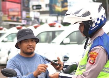 Polresta Bandar Lampung Sasar Pelanggar dengan ETLE Handheld
