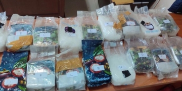 Direktorat Reserse Narkoba (Ditresnarkoba) Polda Lampung berhasil menggagalkan penyelundupan narkotika jenis sabu seberat 17,29 kilogram di Exit Tol Bakauheni, Lampung Selatan, Selasa, 17 Februari 2026, dini hari.