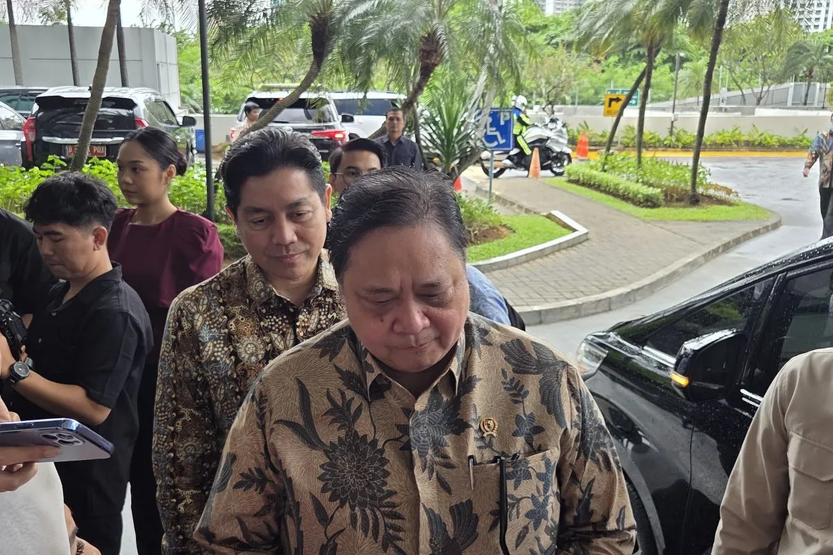 Menteri Koordinator Bidang Perekonomian Airlangga Hartarto, Jakarta, Jumat (27/3/2026) (ANTARA/Bayu Saputra)