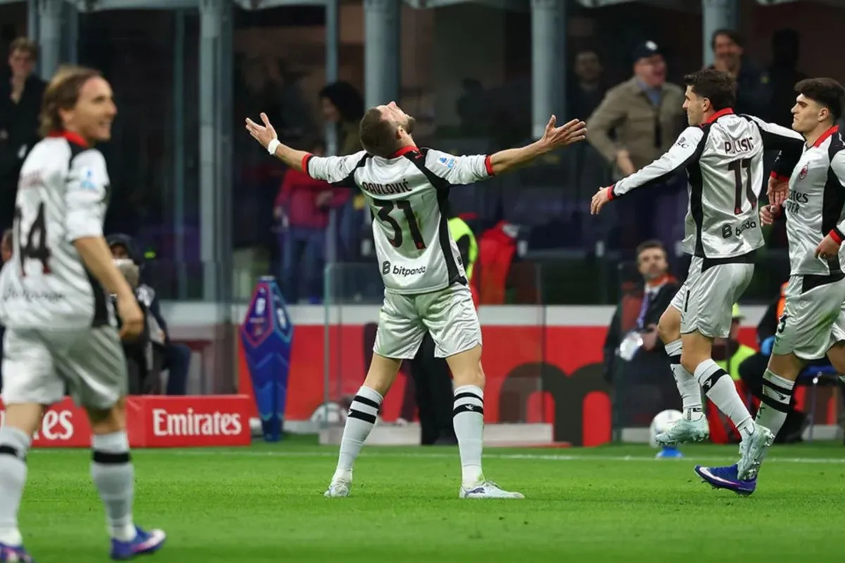 Bek AC Milan, Strahinja Pavlovic (31)