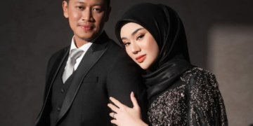 Clara Shinta dan suami