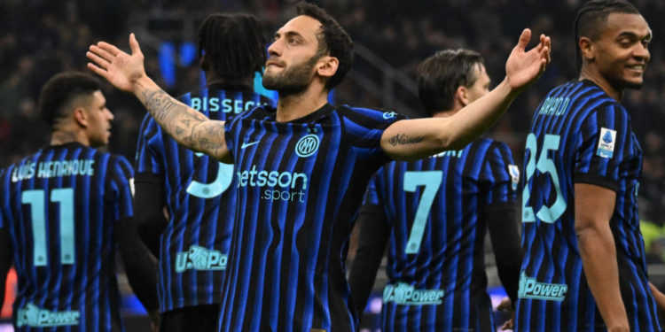 Gelandang Inter Milan, Hakan Calhanoglu