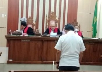 Mantan Bupati Lampung Timur M. Dawam Rahardjo, divonis 8 tahun dan 6 bulan penjara, pada sidang korupsi Pembangunan/Penataan Kawasan Gerbang Rumah Jabatan Bupati Lampung Timur, tahun anggaran 2022 senilai Rp. 6,8 miliar. Dok