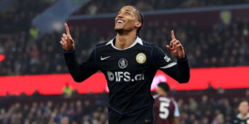 Joao Pedro mencetak tiga gol