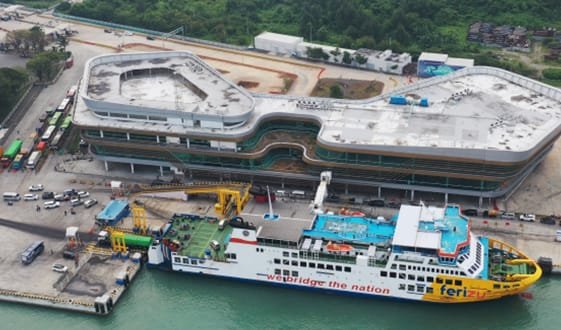 952.458 Orang dan 253.049 Kendaraan Seberangi Selat Sunda Menuju Lampung