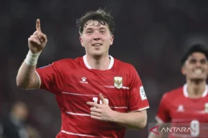 Bertahan di Oxford United, Ole Romeny dan Marselino Ferdinan Siap Berjuang di League One Musim Depan