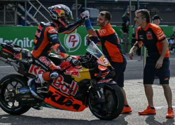 acosta menangi sprint buriram