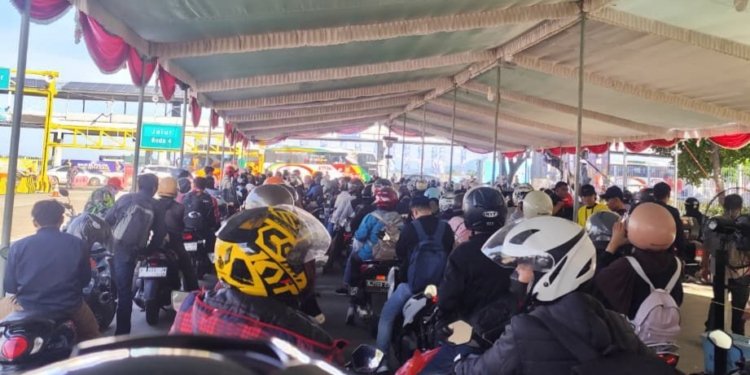 Arus Balik Lebaran, Volume Penumpang ke Pulau Jawa Meningkat Tajam