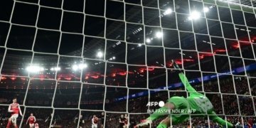 FBL-EUR-C1-LEVERKUSEN-ARSENAL