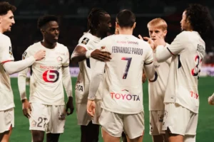 Calvin Verdonk Bantu Lille Tembus 5 Besar
