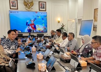 Bupati Lampung Selatan, Radityo Egi Pratama, memimpin langsung audiensi dengan Direktur Komersial PGN, Aldiandsyah Idham, di Kantor PGN Area Jakarta, Menteng, Selasa (14/4/2026).
