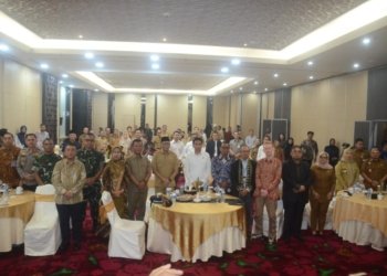 DPRD LAMPUNG DAPAT PENGHARGAAN LAMPUNG POST..