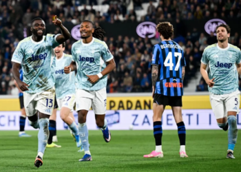 Gelandang Juventus Jeremie Boga (13)