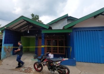 Tempat kejadian perkara seorang wanita yang berprofesi sebagai wanita penghibur tertemukan meninggal dunia, Selasa, 31 Maret 2026 pagi di lokalisasi, Kecamatan Panjang, Bandar Lampung. (FOTO: Lampost.co / Asrul Septian Malik)