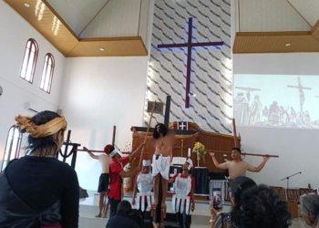 Naposobulung HKBP Natar Visualisasikan Sengsara Jalan Salib