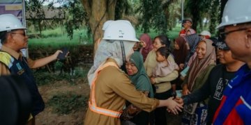 Warga Tulangbawang Siap Halau Truk Melebihi Tonase di Jalan Gedong Aji