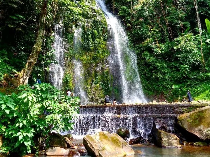 7 Air Terjun Tersembunyi di Lampung yang Wajib Dikunjungi, Surga Alam yang Bikin Lupa Pulang