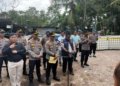 Direktorat Reserse Kriminal Khusus Polda Lampung membongkar praktek penimbunan dan pengolahan BBM ilegal jenis solar di Desa Sukajaya Lempasing, Teluk Pandan, Kabupaten Pesawaran. Foto: Lampost.co / Asrul Septian Malik