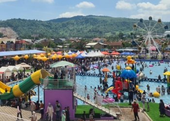 Salah satu destinasi wisata air terbaik di Lampung.