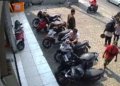 Layar tangkap cctv, usai korban menggagalkan aksi pencurian motor miliknya