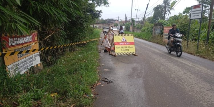 Akses Jalan RA Basyid Ditutup, Warga Mulai Cari Jalur Alternatif