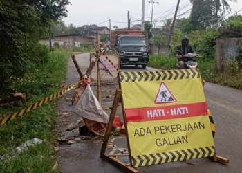 Jalan RA Basyid Rusak, Akses Jalan Ditutup Sementara
