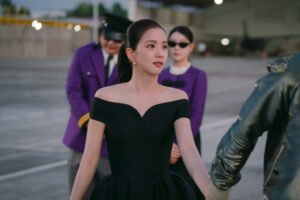 Jisoo BLACKPINK Jadi Bos Idaman, Bagikan Tas Mewah Dior untuk Seluruh Staf Blissoo