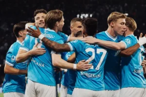 Lumat Cremonese 4-0, Napoli Tempel Ketat Inter Milan