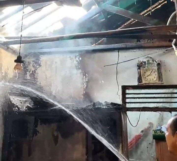 Rumah di Desa Rejomulyo Lampung Selatan Terbakar, Diduga Akibat Korsleting Listrik