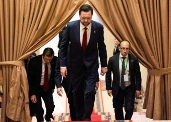 AS dan Iran gagal mencapai kesepakatan setelah perundingan maraton di Islamabad. Keduanya saling menyalahkan atas kegagalan negosiasi yang berlangsung 21 jam. (Foto: via REUTERS/Pool)