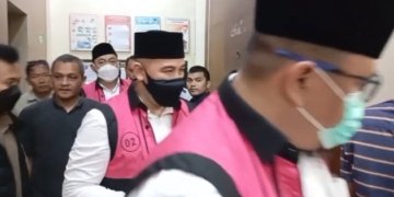 Eks Bupati Pesawaran Bantah Dakwaan Jaksa di Sidang Perkara Korupsi SPAM