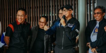 Gubernur Lampung Rahmat Mirzani Djausal menghadiri kegiatan "Jabat Tangan Ride" di Bun Kopi, PKOR Way Halim, Bandarlampung, Minggu (12/04/2026).