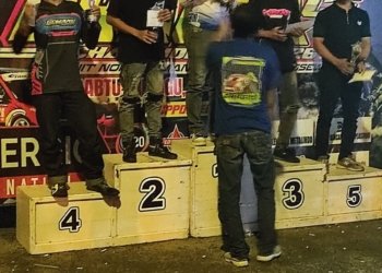 DRAG RACE di acara HUT PRINGSEWU ke 17 di depan gedung bupati pada hari minggu 12 April 2026.